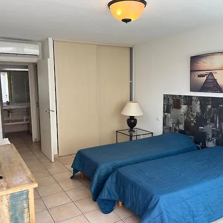 Apartmán 2 Pieces Avec Balcon Et Terrasse - A 50m - Clim, Wifi, Parking - Fr-1-466a-17 Saint-Raphaël